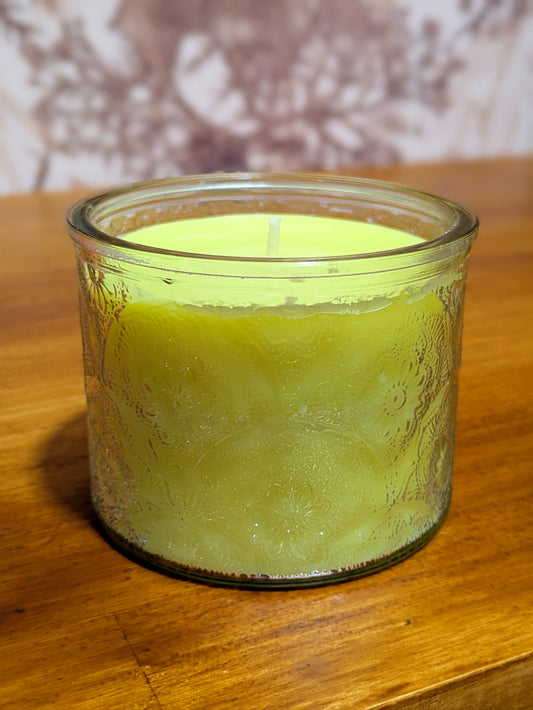 10 oz Lemon & Cream Beeswax & Tallow Candle